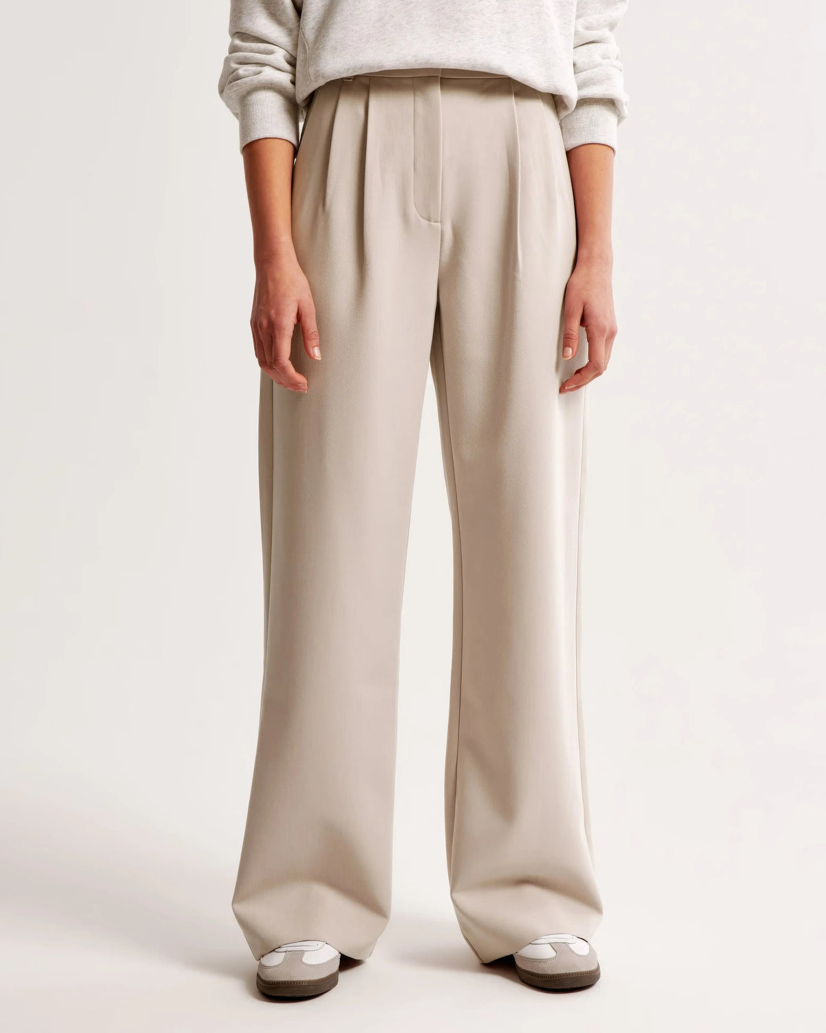 beige-pants