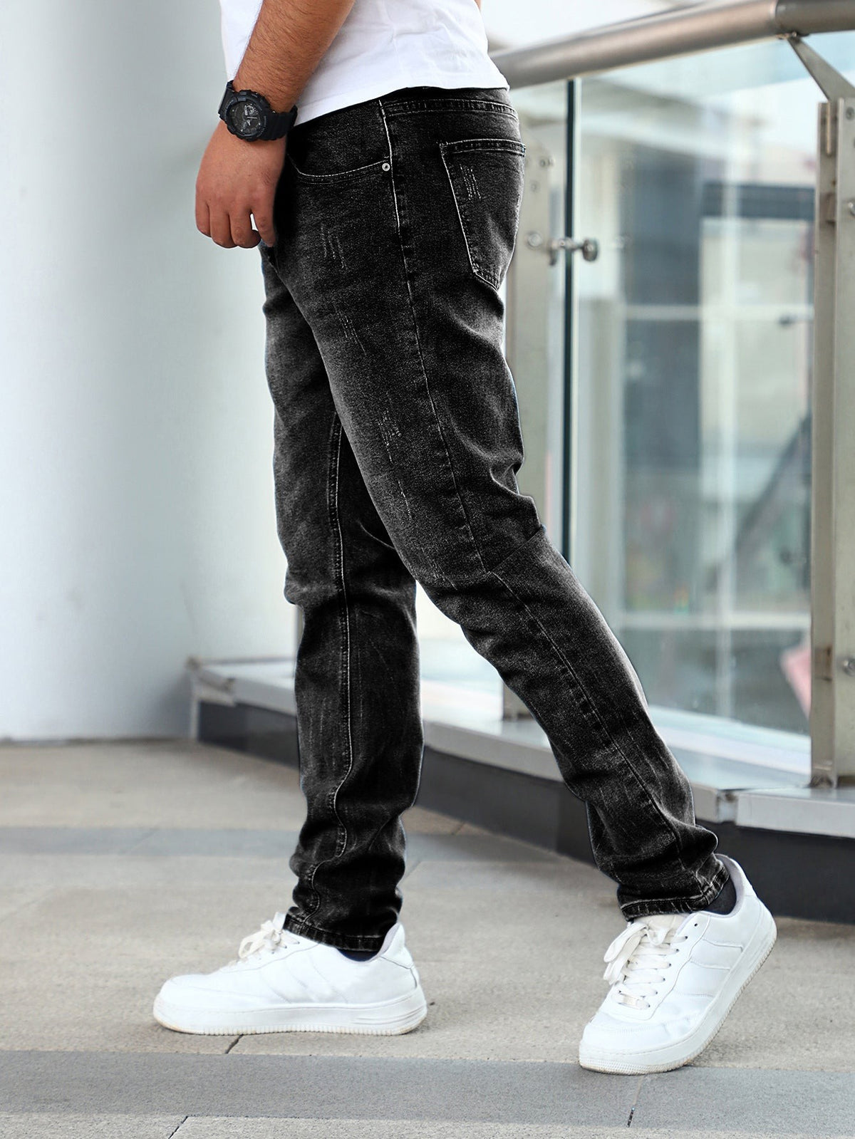 black-jeans