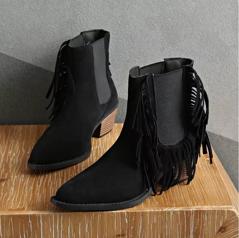 black-ankle boots