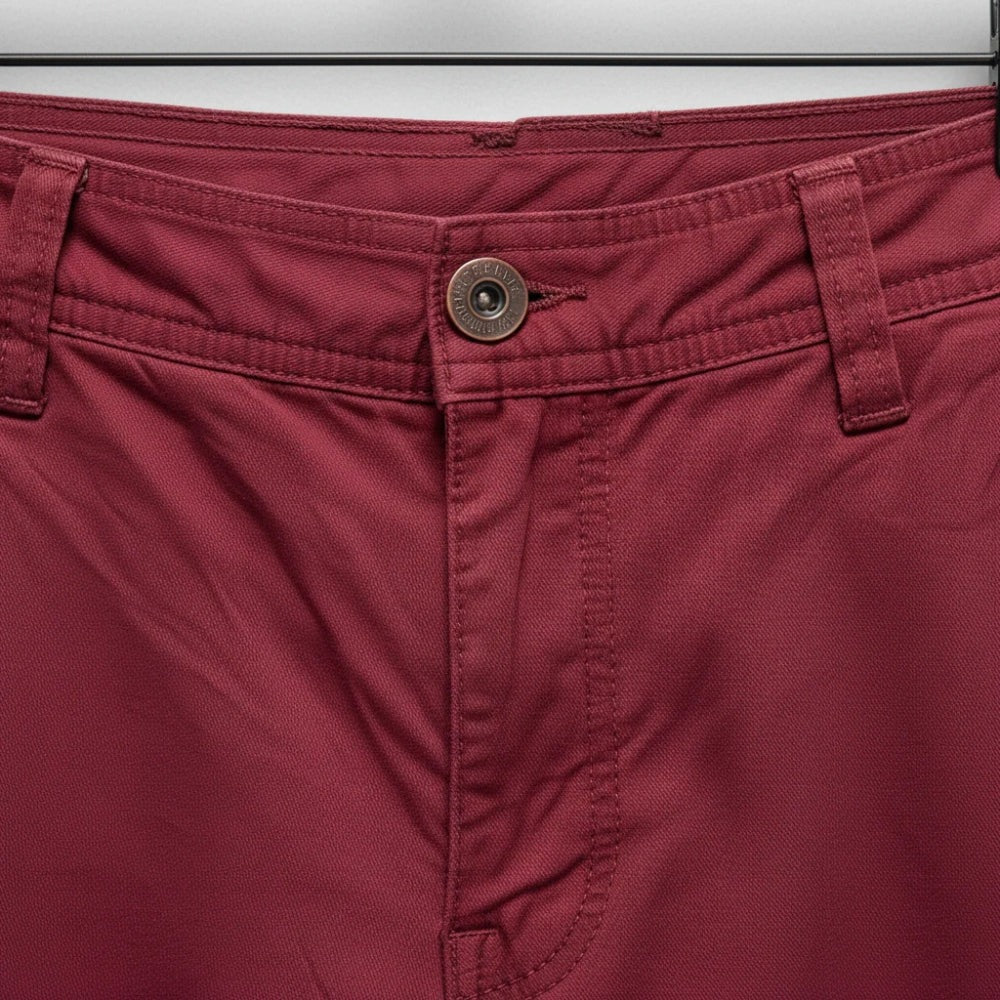 Cade cargo shorts - Red waist detail