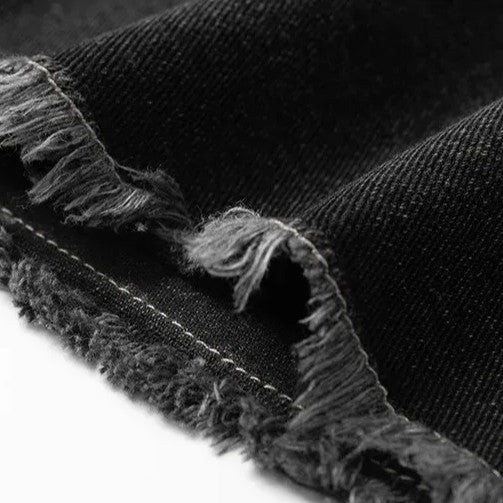 Cade denim shorts - raw hem detail