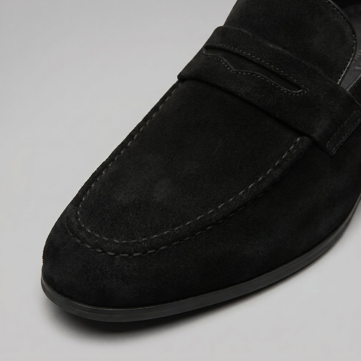 black-loafers