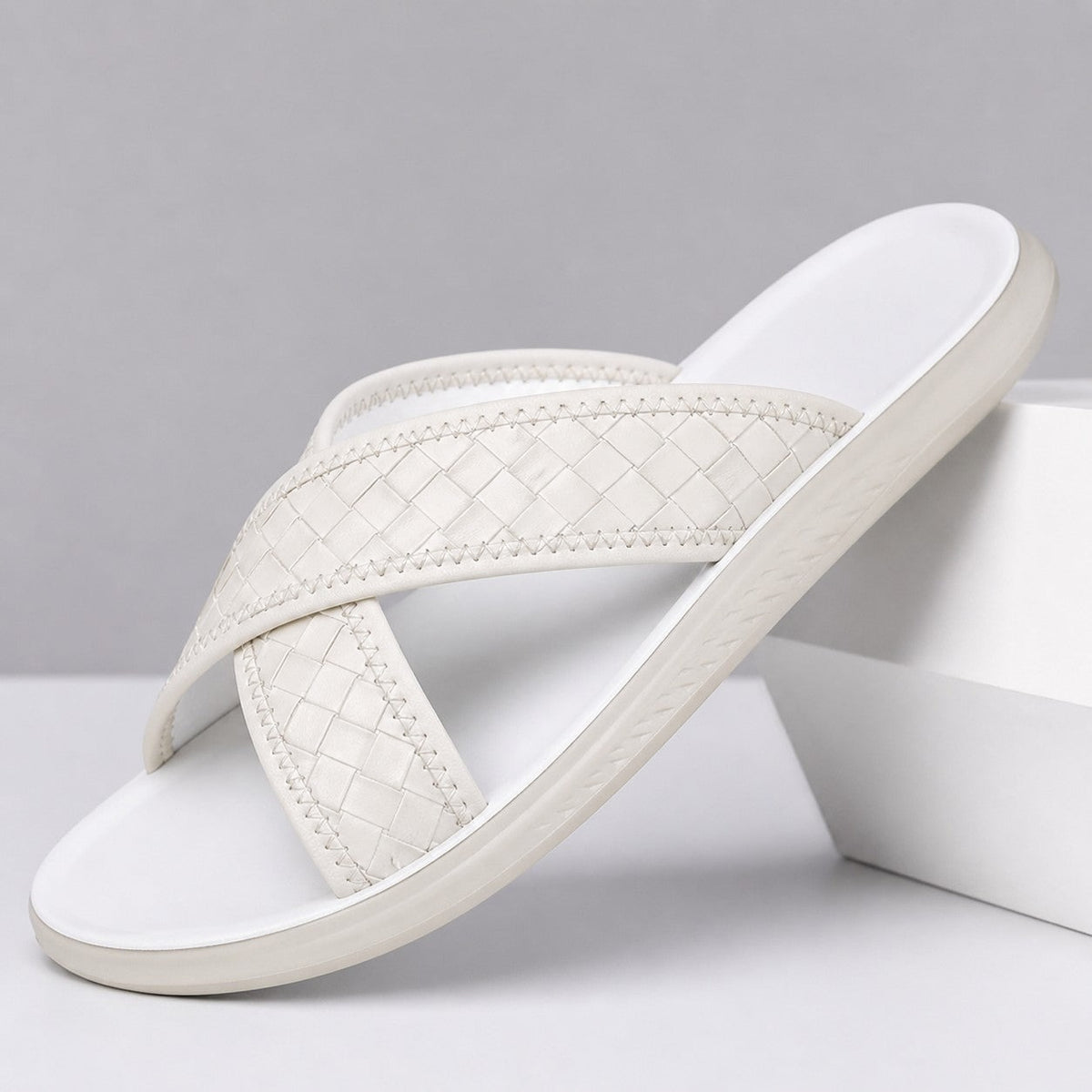 Magnus summer sandals - White