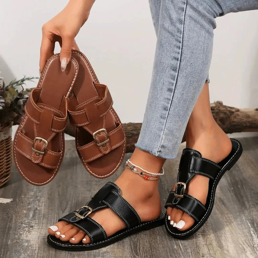 Mia leather slide sandals - detail