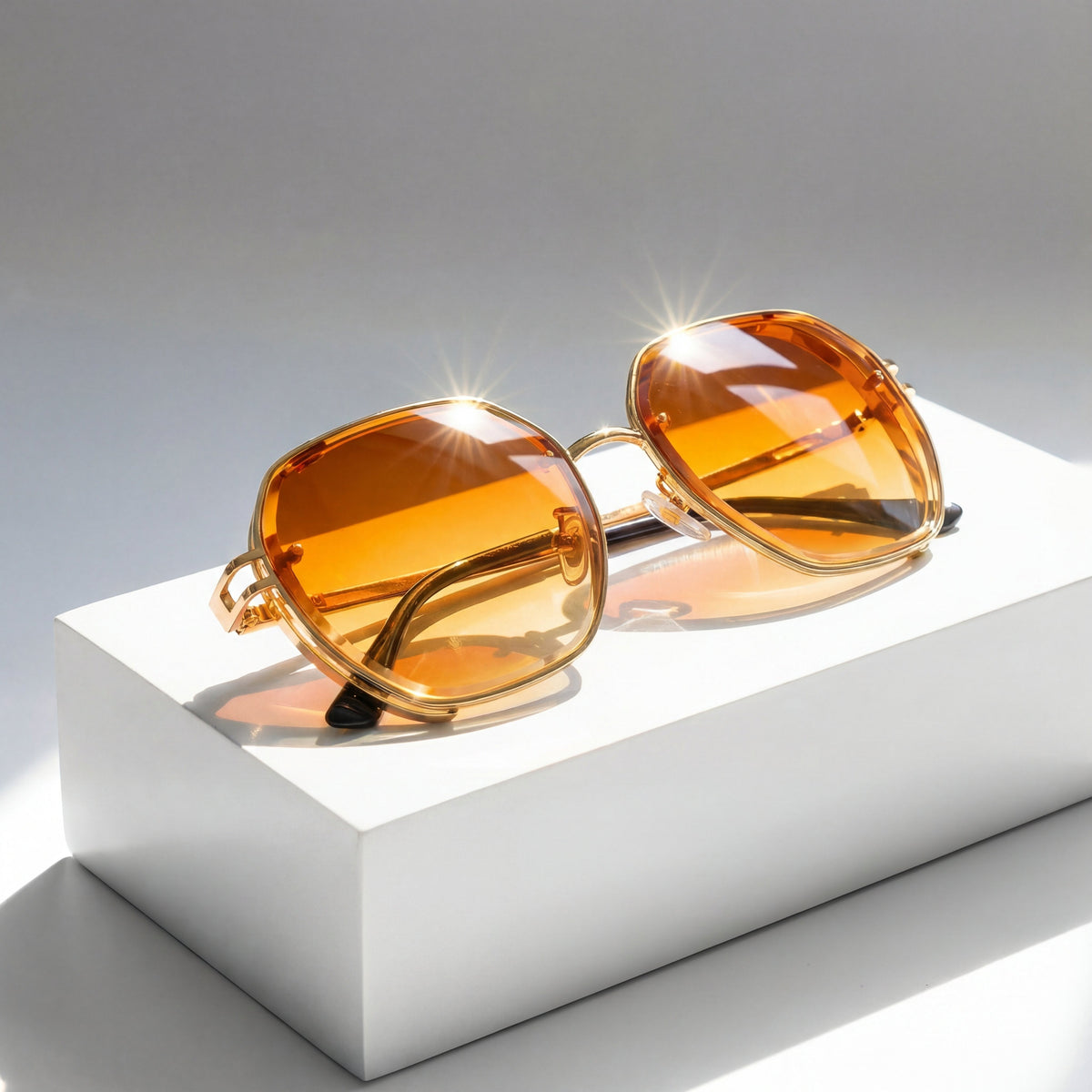 Nova metal sunglasses - lifestyle