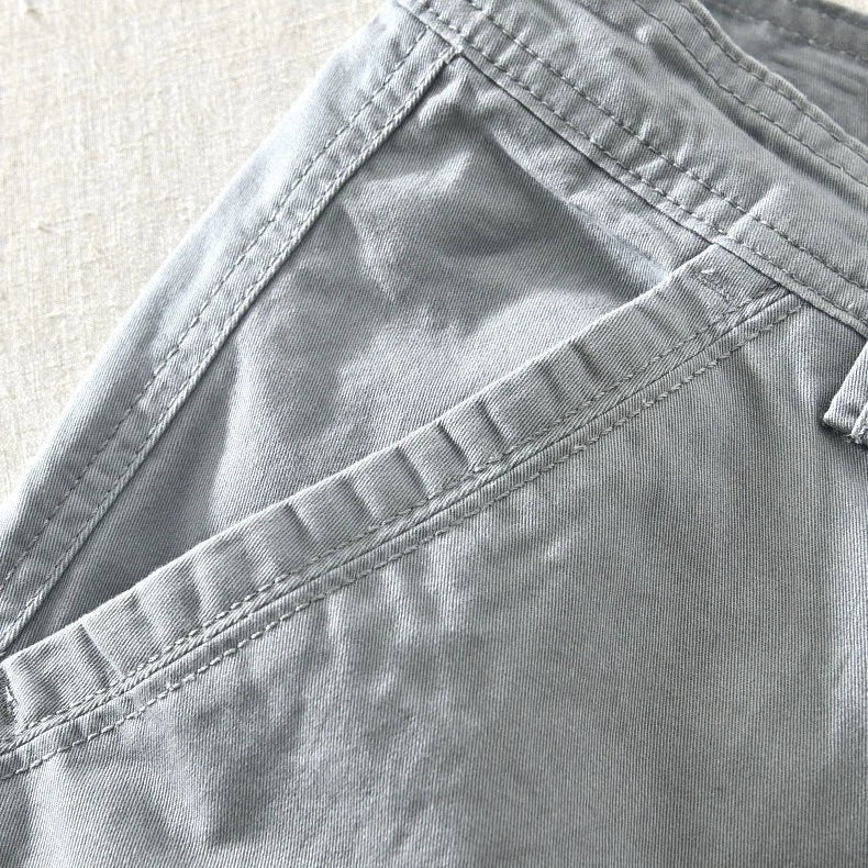 Liam cargo shorts detail