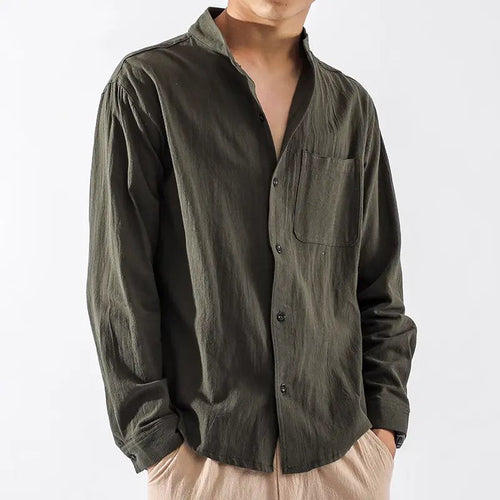 Oliver linen shirt detail