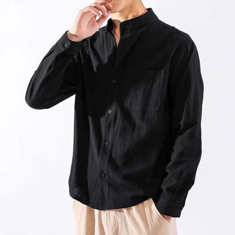 Oliver linen shirt detail